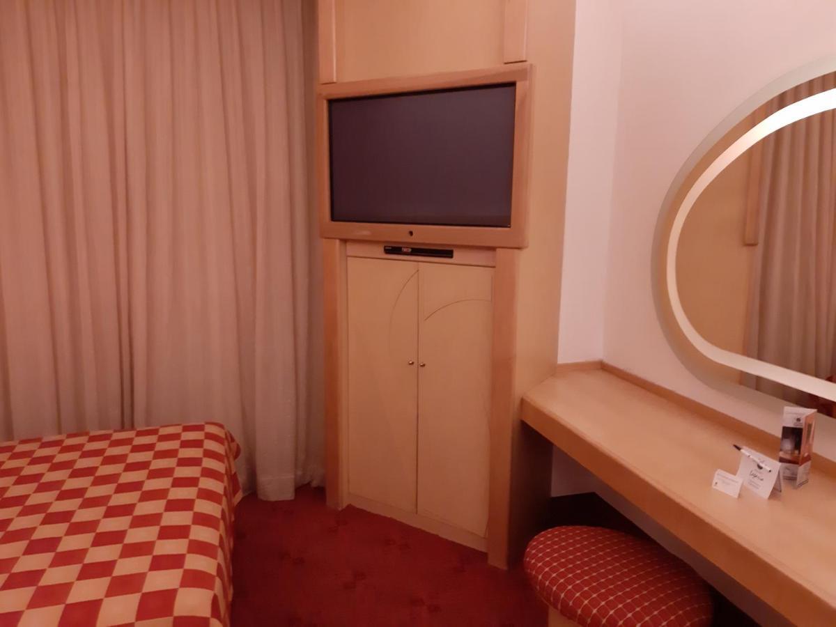 Auto Hotel Legaria مدينة مكسيكو المظهر الخارجي الصورة